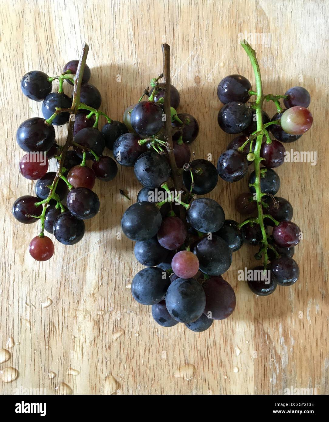 Erdbeertrauben trauben -Fotos und -Bildmaterial in hoher Auflösung – Alamy Erdbeertrauben trauben -Fotos und -Bildmaterial in hoher Auflösung – Alamy