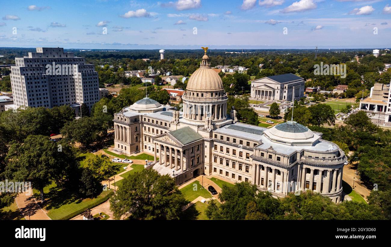 Jackson, MS - 6. Oktober 2021: Mississippi State Capitol Building in Downtown Jackson, Mississippi. Stockfoto