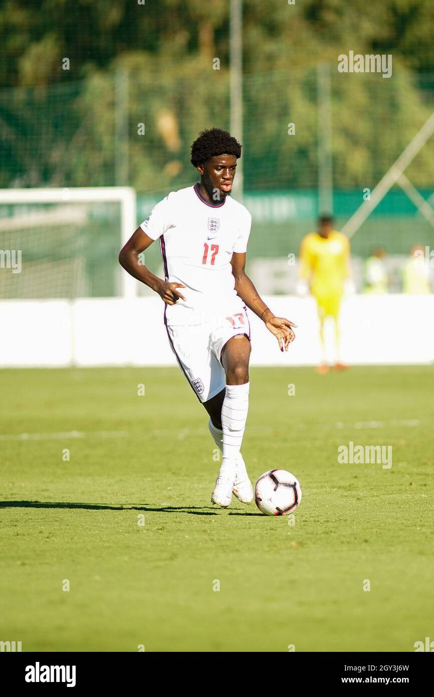 Sam Iling Junior von England in Aktion während des Freundschaftsspiel Frankreich gegen England U19 im Marbella Football Center. (Endergebnis: Frankreich 3:1 England) Stockfoto