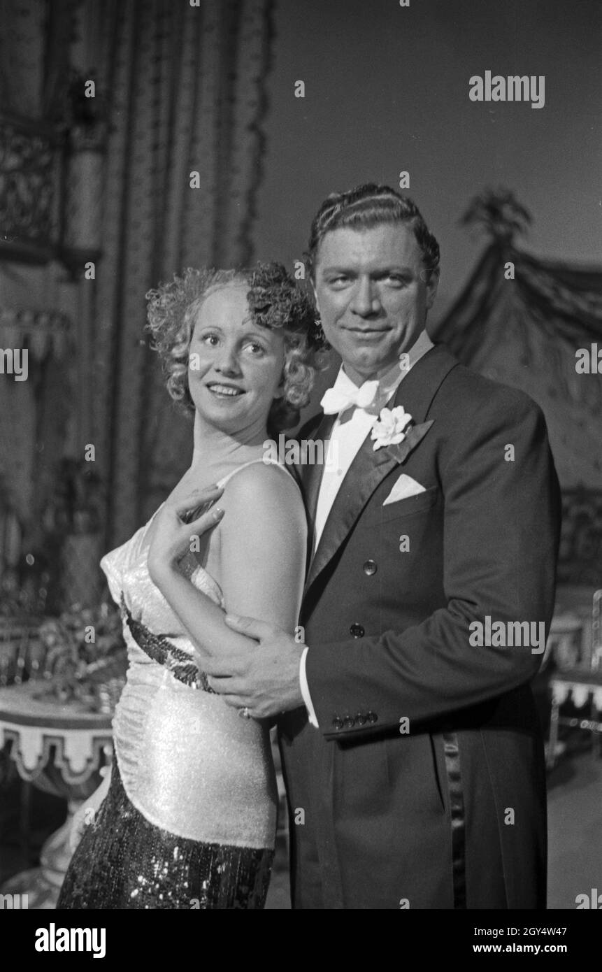 Die Operette 'Melodie der Nacht' im Berliner Metropol Theater unter der Leitung Heinz Hentschke, Deutschland 1930er Jahre. Stockfoto