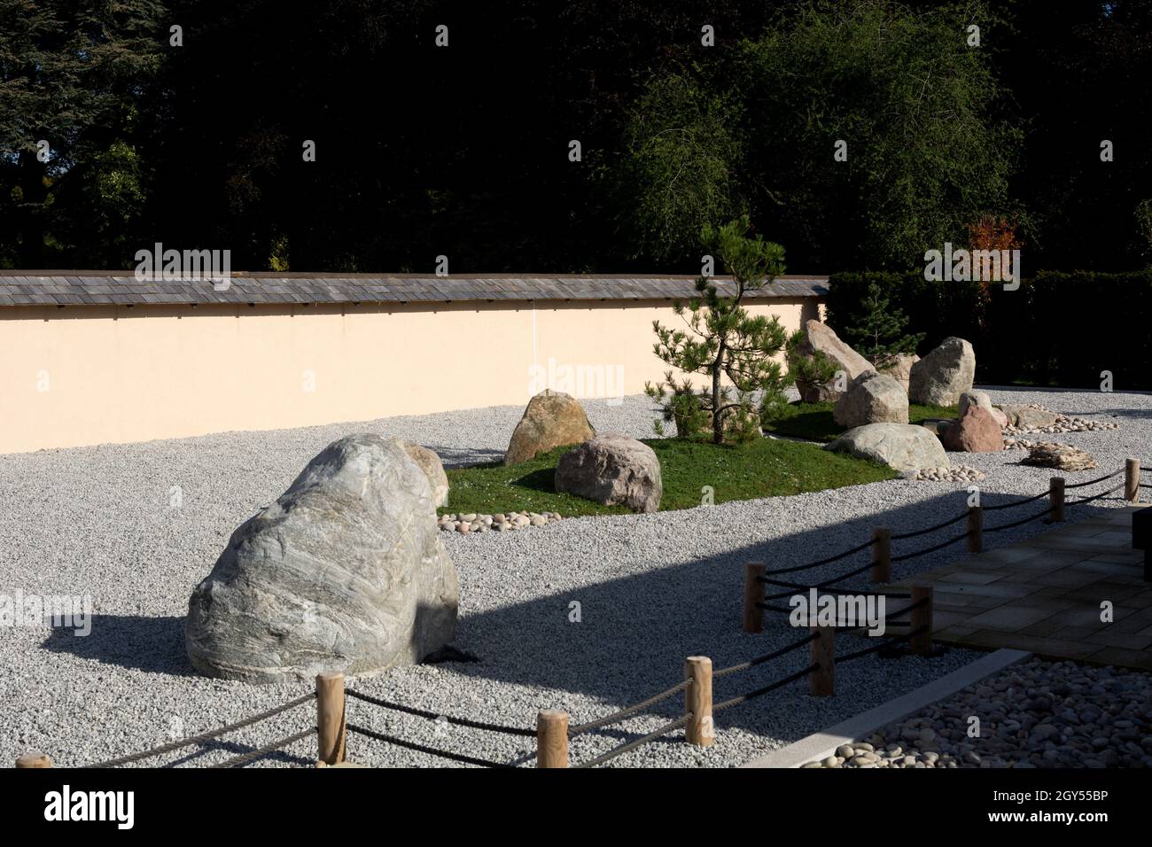 Islands of Peace, Japanischer Garten, war Memorial Park, Coventry, West Midlands, England, Großbritannien Stockfoto