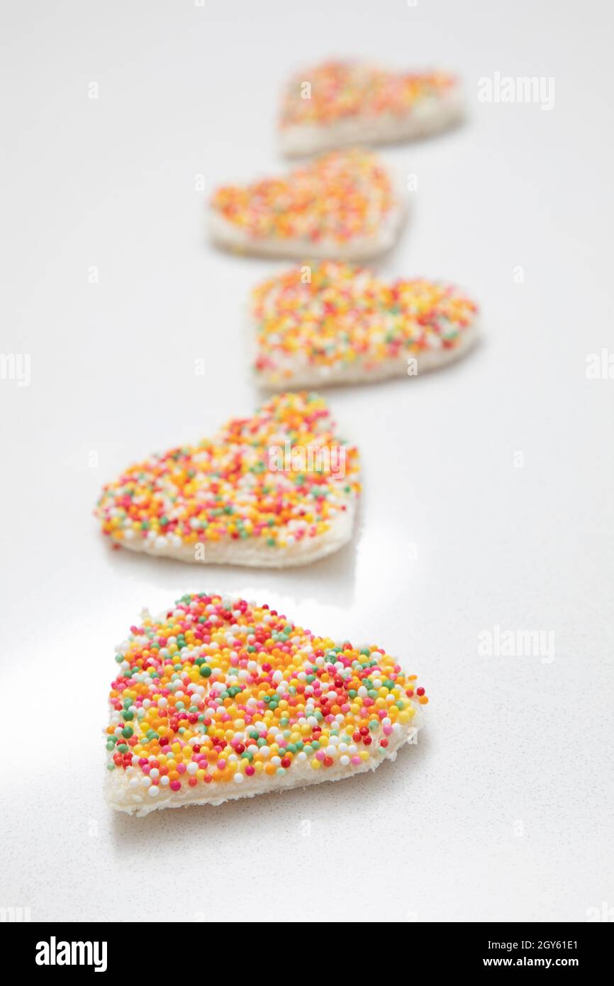 Fairy Bread. Hunderttausende auf Toast. Stockfoto
