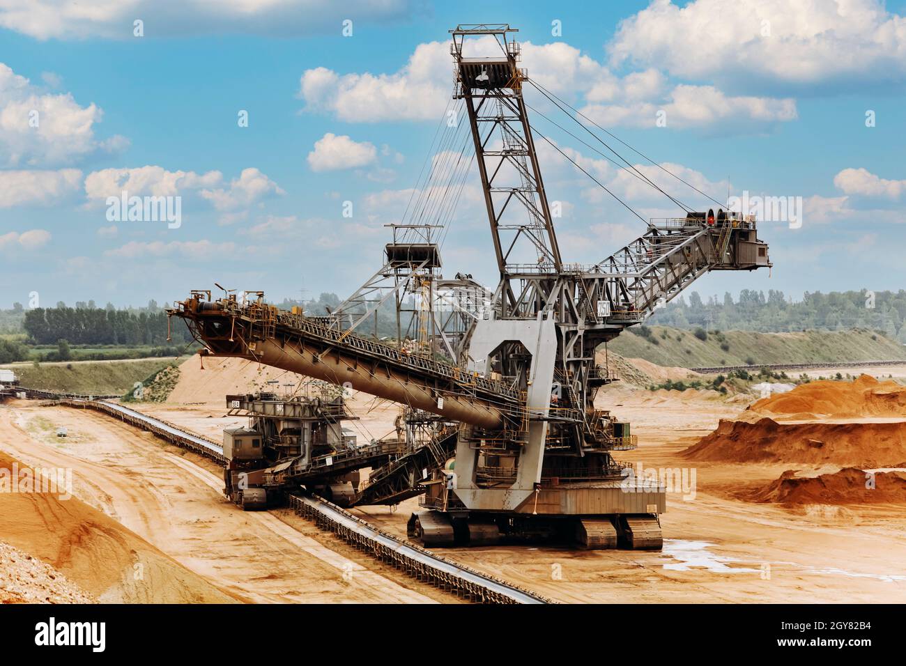 Riesigen Schaufelradbagger. Der größte Hydraulikbagger der Welt. Das größte Land Fahrzeug. Bagger in den Minen. Stockfoto