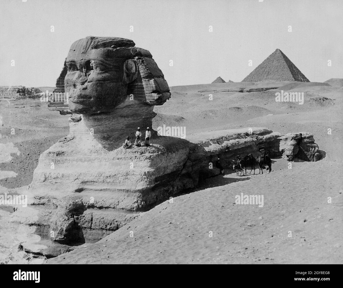 Ein Vintage-Foto um 1880 der Großen Sphinx von Gizeh Ägypten mit der Pyramide von Khepre im Hintergrund Stockfoto
