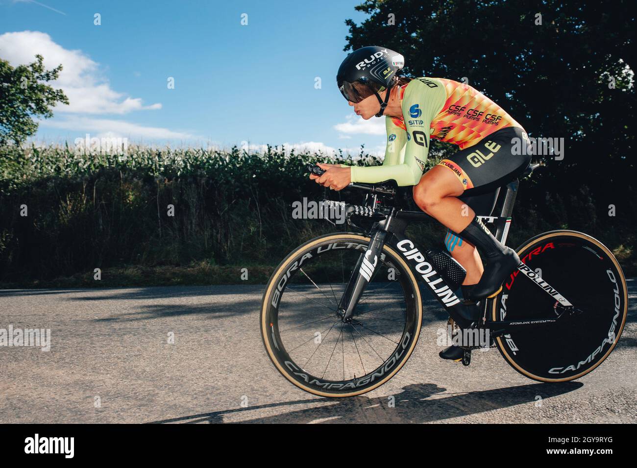 Atherstone, Großbritannien. 6. Oktober 2021 Radtour für Frauen, Etappe 3. Individueller Zeitversuch; Atherstone bis Atherstone. Marta Bastianelli. Kredit: Aktion Plus Sport Bilder/Alamy Live Nachrichten Stockfoto