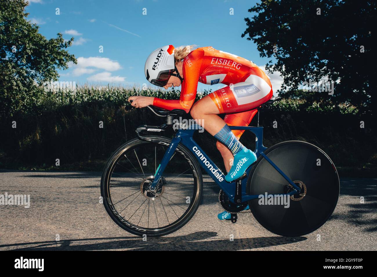 Atherstone, Großbritannien. 6. Oktober 2021 Radtour für Frauen, Etappe 3. Individueller Zeitversuch; Atherstone bis Atherstone. Nina Kessler. Kredit: Aktion Plus Sport Bilder/Alamy Live Nachrichten Stockfoto