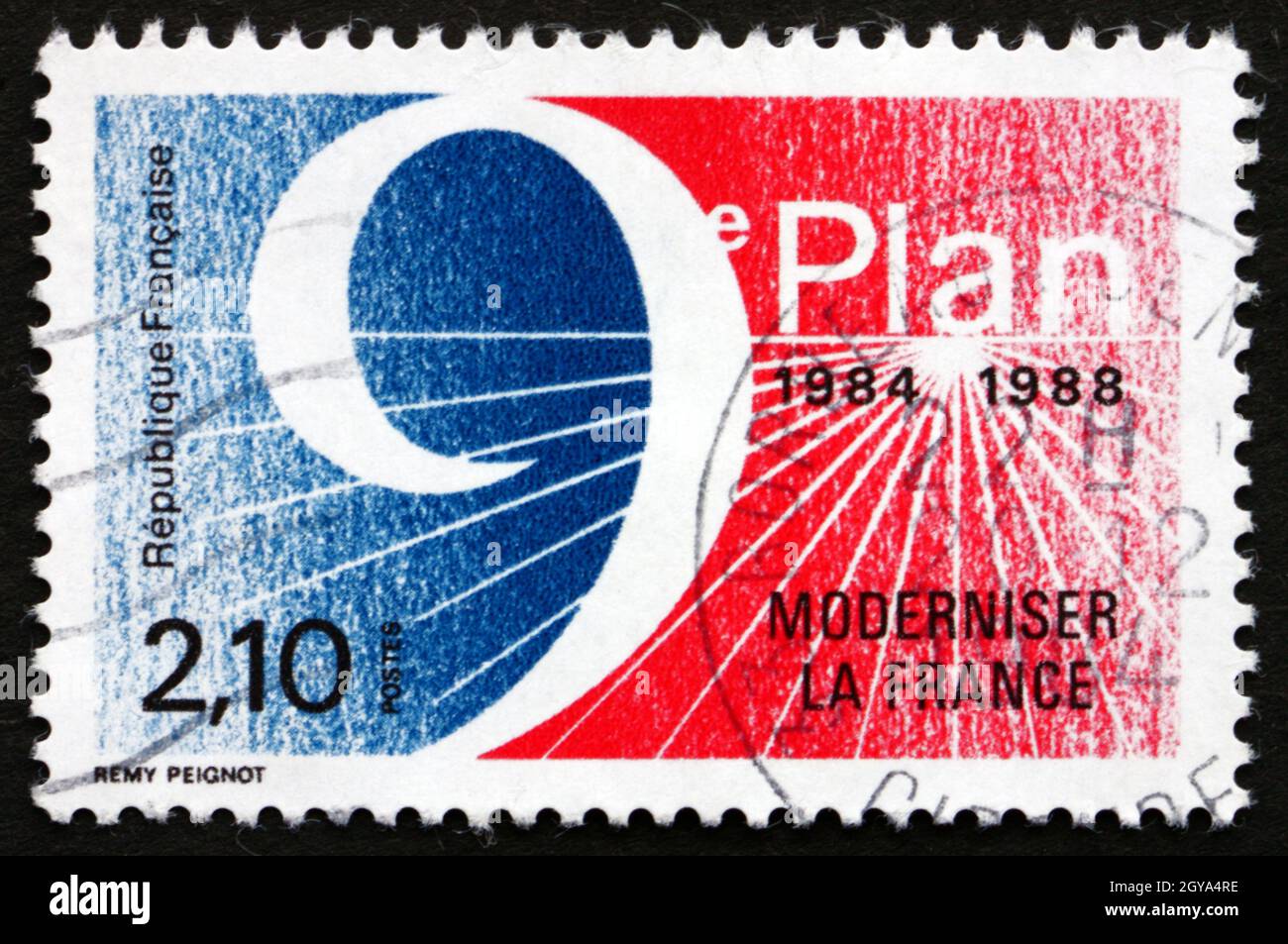 FRANKREICH - UM 1984: Eine in Frankreich gedruckte Marke, die dem 9. 5-Jahresplan gewidmet ist, Frankreich modernisieren, um 1984 Stockfoto