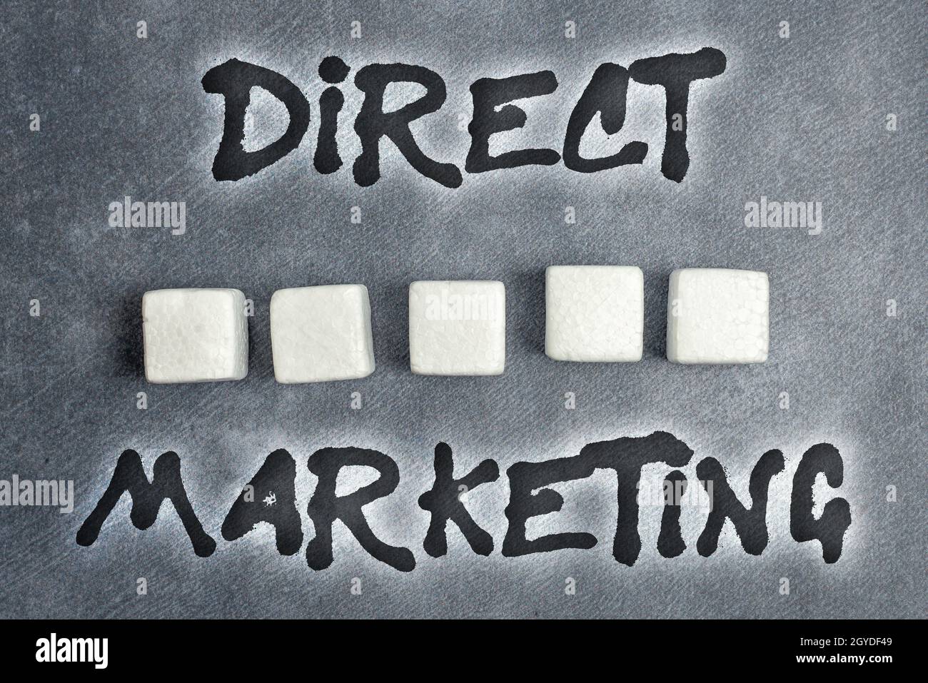 Handschrift Text Direct Marketing, konzeptuelle Foto-Geschäft des Verkaufs von Produkten direkt an die Öffentlichkeit Stapel von Sample Cube rechteckige Boxen auf Surf Stockfoto