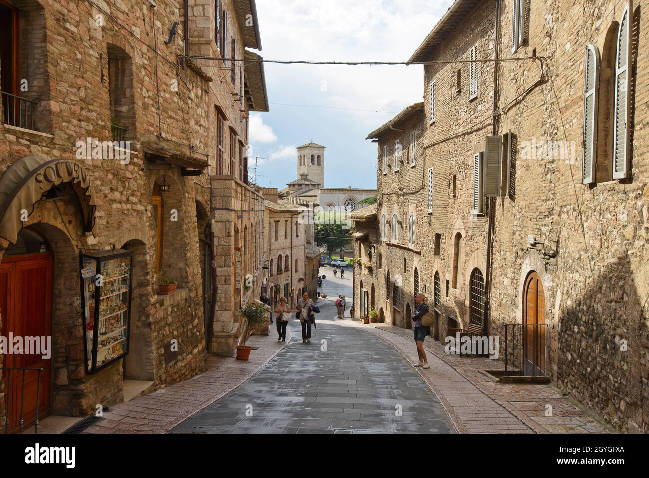 ITALIEN, UMBRIEN, ASSISI, VIA FRATE ELIA Stockfoto