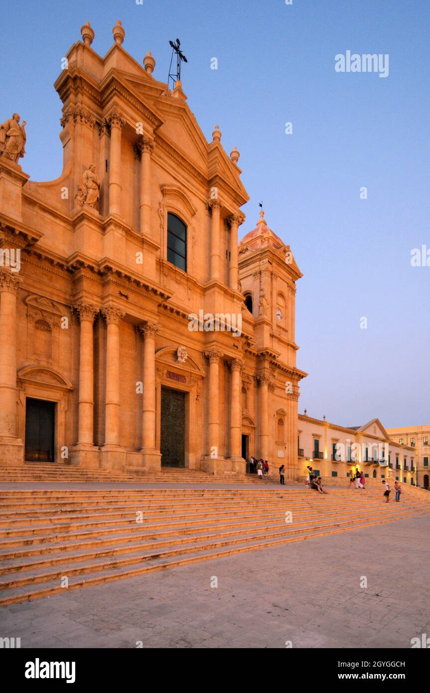 ITALIEN, SIZILIEN, NOTO, PIAZZA MUNICIPIO, BASILICA CATTEDRALE DI SAN NICOL? Stockfoto