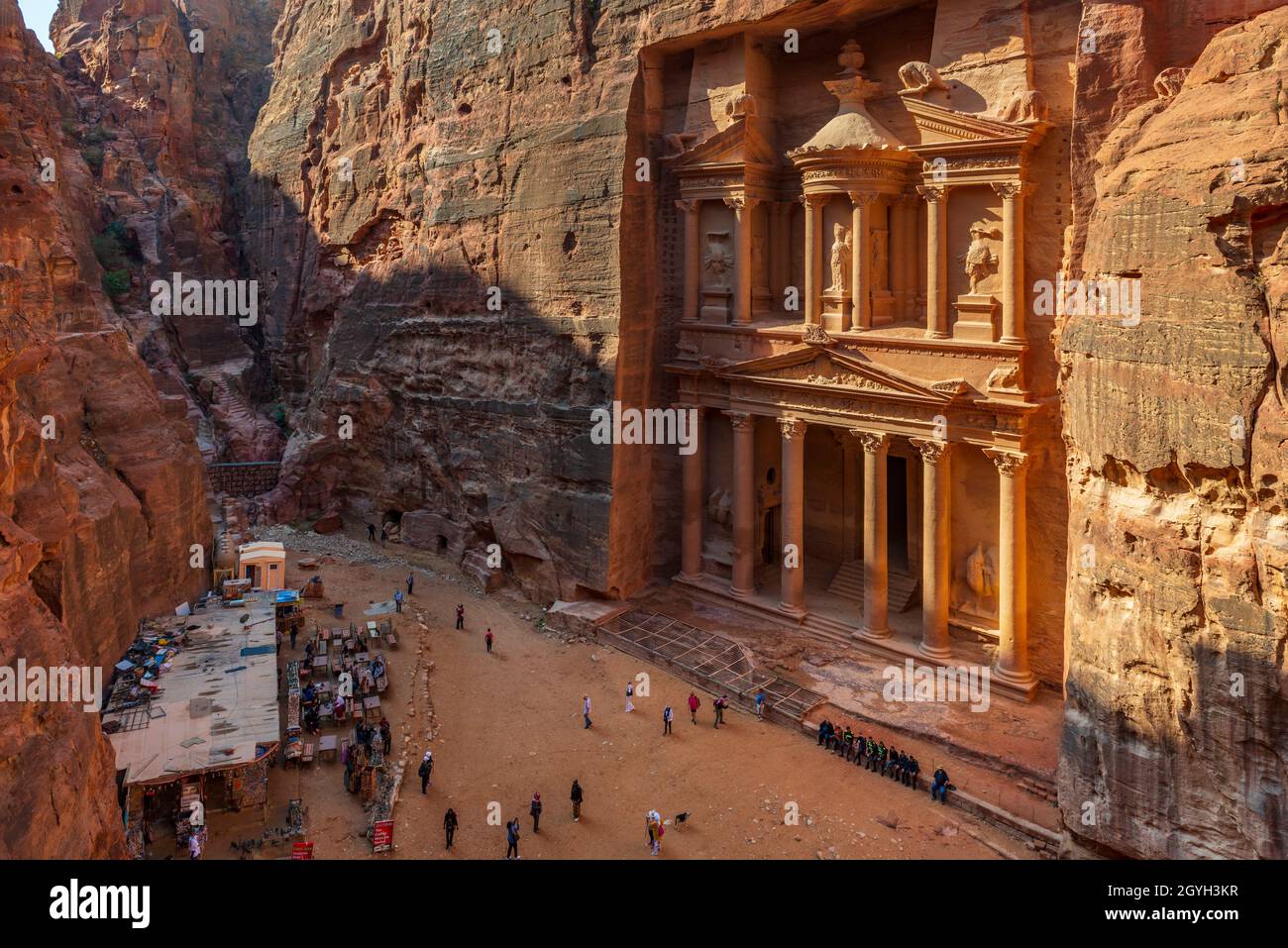JORDANIEN, PETRA, DER KHAZNEH (SCHATZ DES PHARAO) Stockfoto