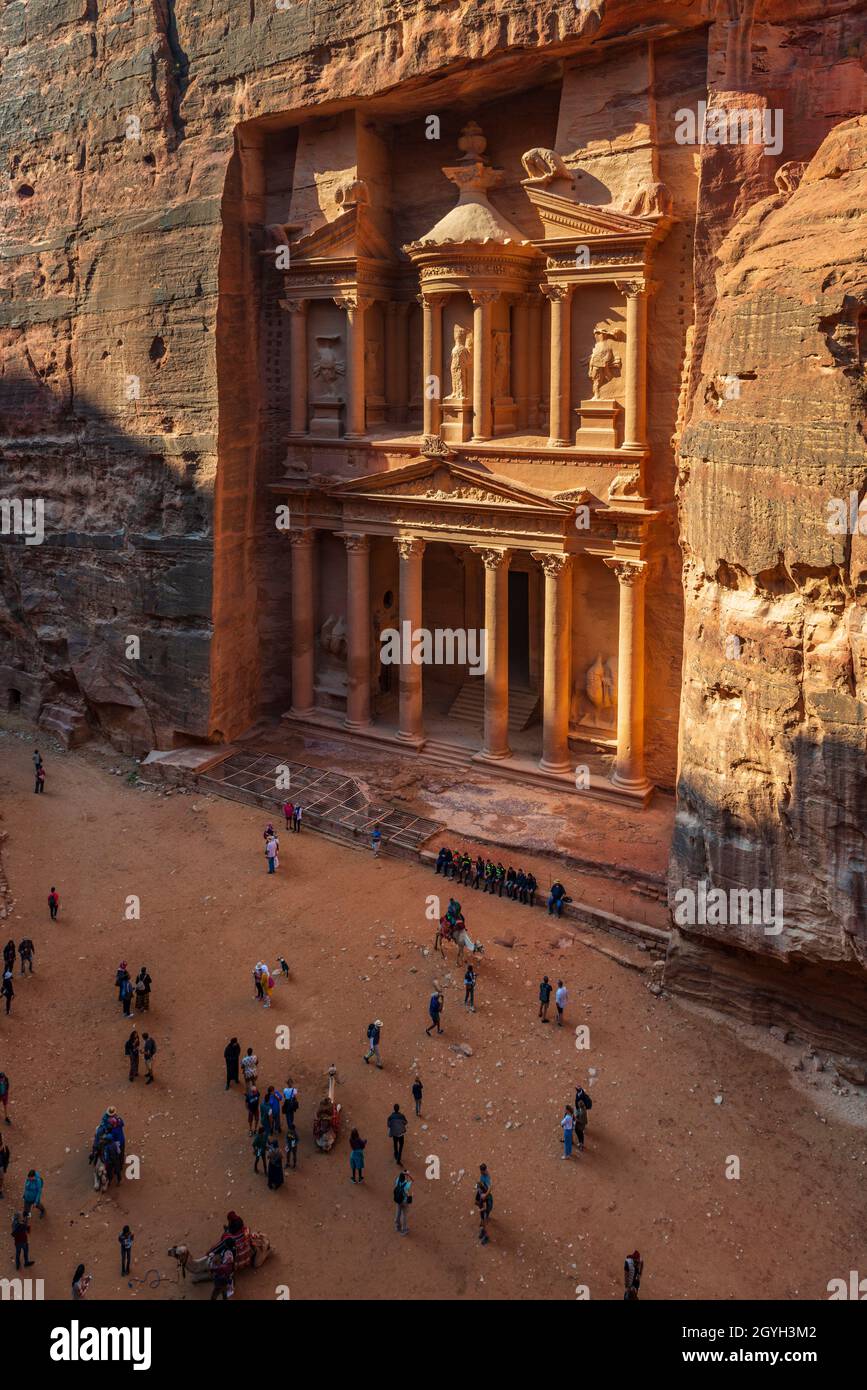 JORDANIEN, PETRA, DER KHAZNEH (SCHATZ DES PHARAO) Stockfoto