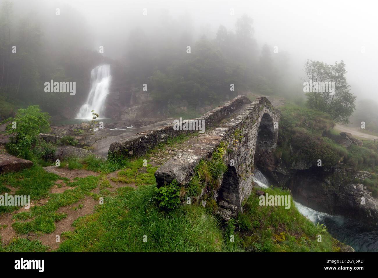 Ribordone Fotos und Bildmaterial in hoher Auflösung Alamy