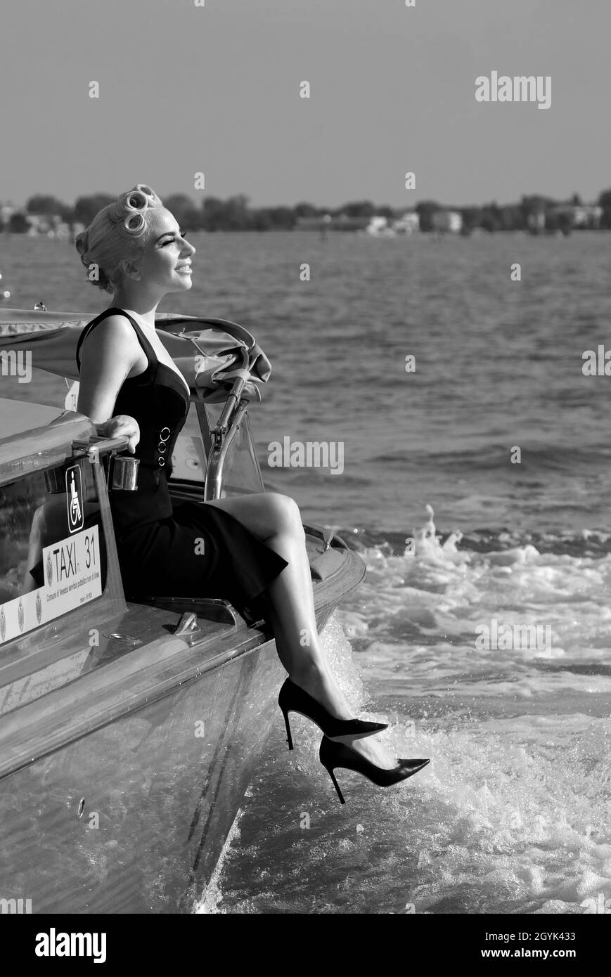 Lady Gaga wird während der 75. Filmfestspiele von Venedig am 30. August 2018 in Venedig, Italien, gesehen. (MVS) Stockfoto
