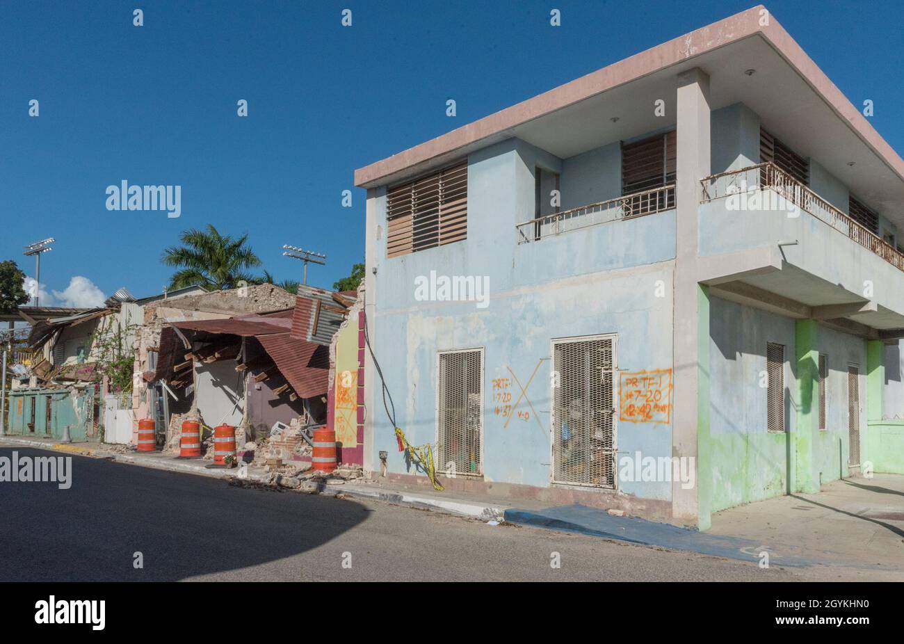 Guánica, PR, 19. Januar 2020 -- die Schäden sind nach wie vor sichtbar durch das Erdbeben der Stärke 6.4, das die Region am 7. Januar heimgesucht hat. Foto von Liz Roll/FEMA Stockfoto