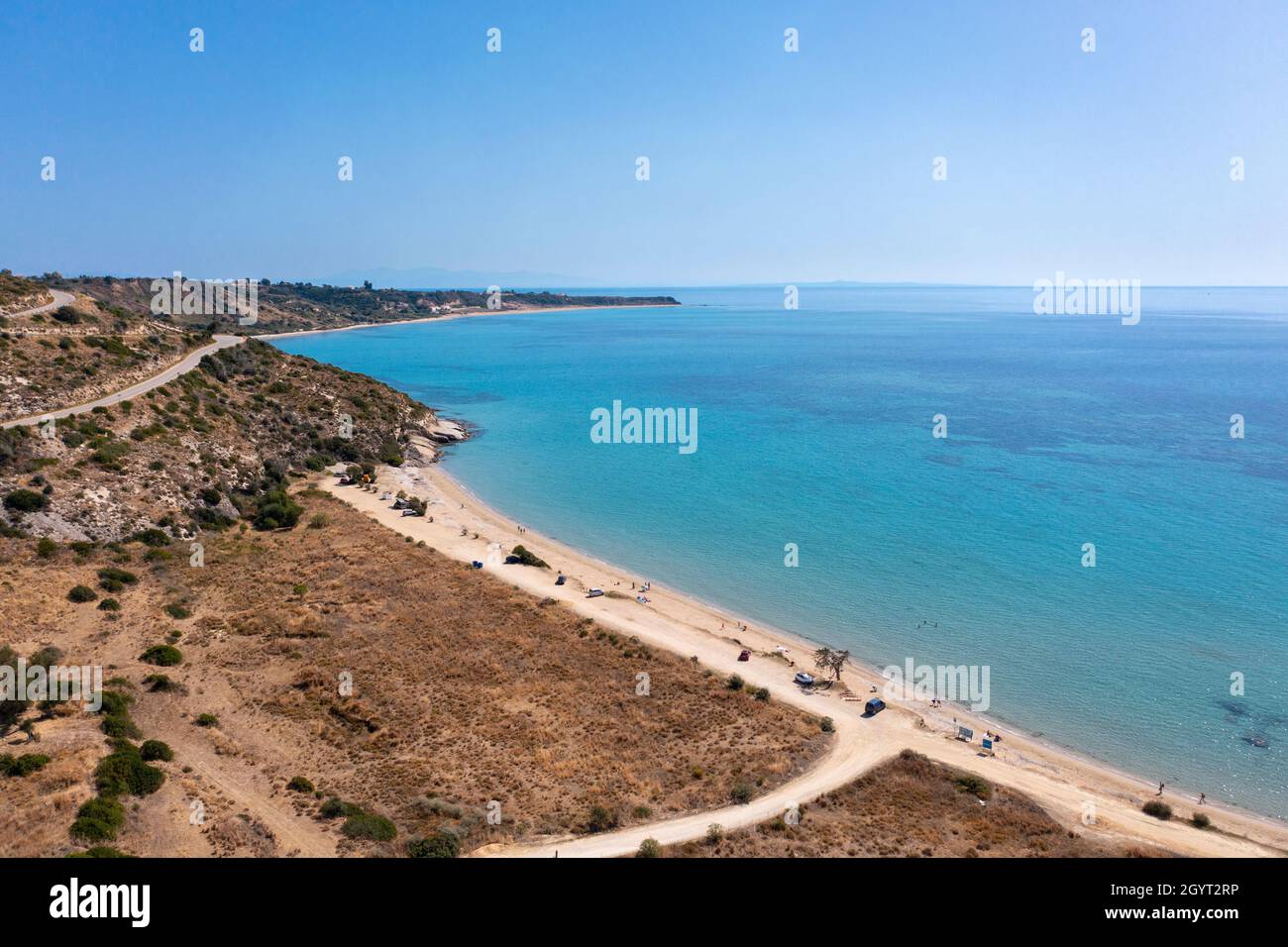 Luftlandschaftsansicht eines Strandes (Paralia Katelios) an der Südküste von Kefalonia, Ionische Inseln, Griechenland Stockfoto