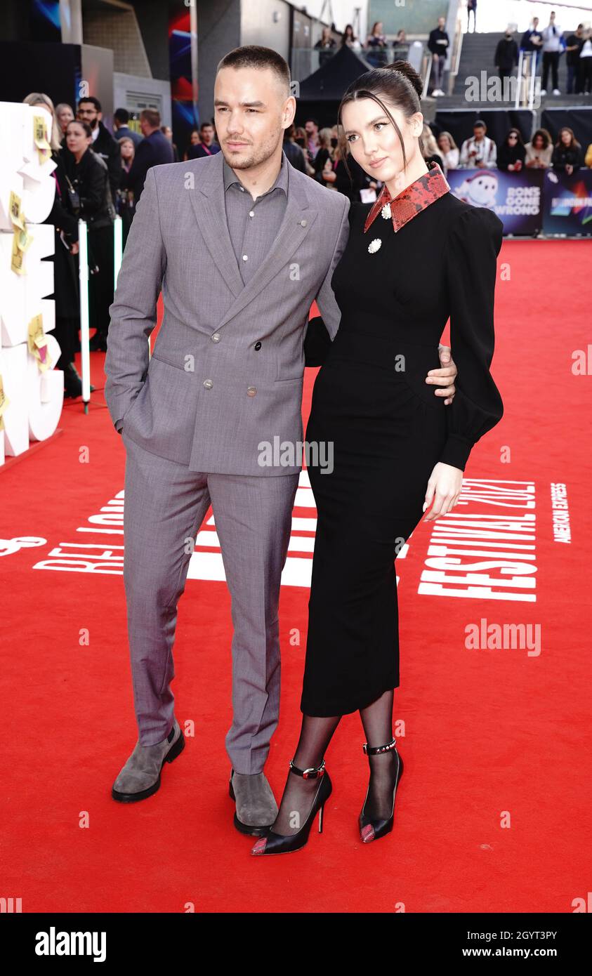 Liam Payne und Maya Henry kommen zur Weltpremiere von „Ron's Gone Wrong“ in der Royal Festival Hall in London während des BFI London Film Festival. Bilddatum: Samstag, 9. Oktober 2021. Stockfoto