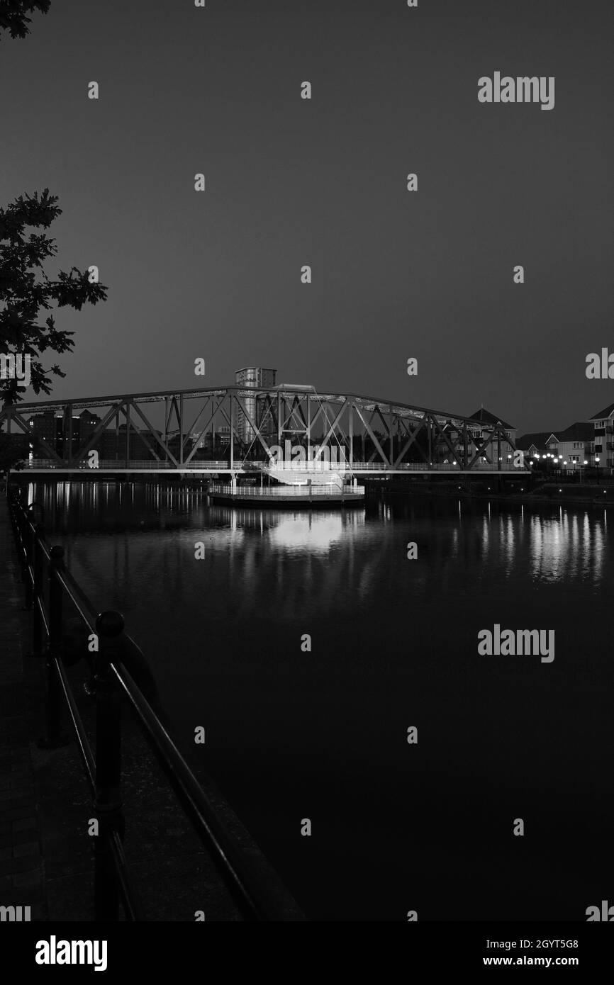 Die Detroit Bridge im Erie-Becken, Salford Quays, Manchester, Lancashire, England, VEREINIGTES KÖNIGREICH Stockfoto