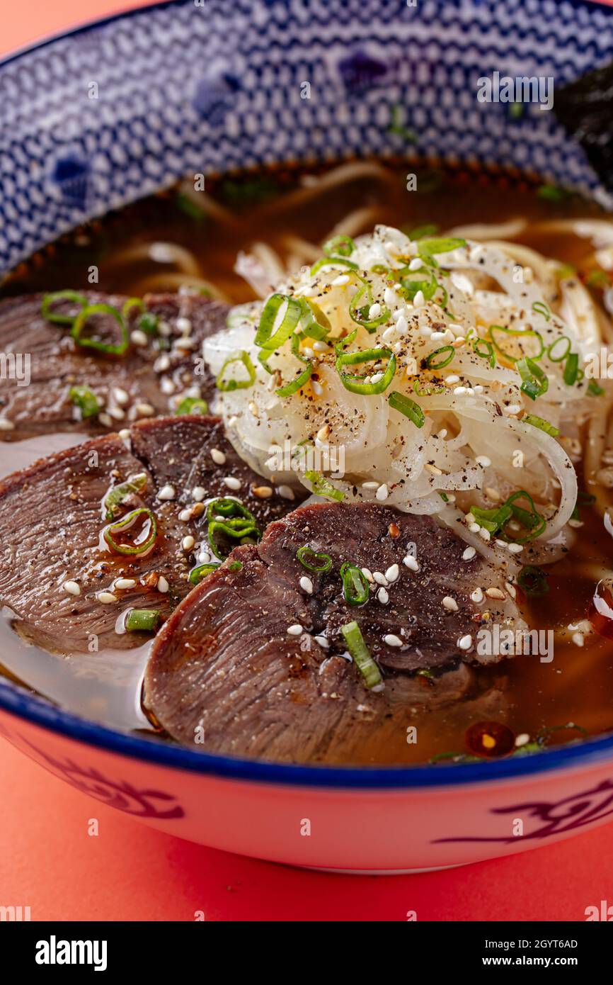 Japanischer kumamoto shio Ramen mit Pferdefleisch Stockfoto