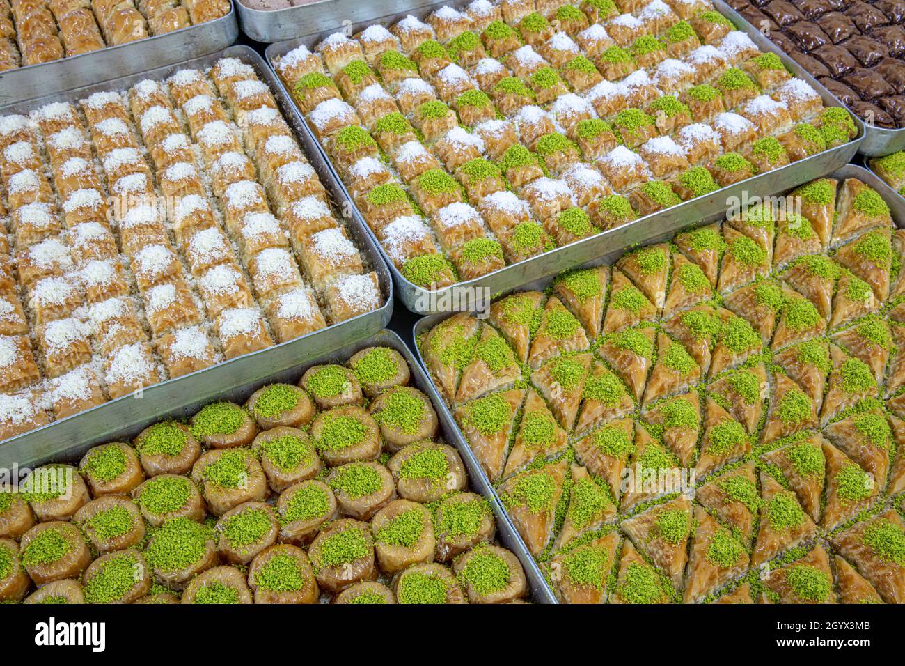 Gemischtes Tablett Baklava, türkisches Baklava, türkische Kultur ...