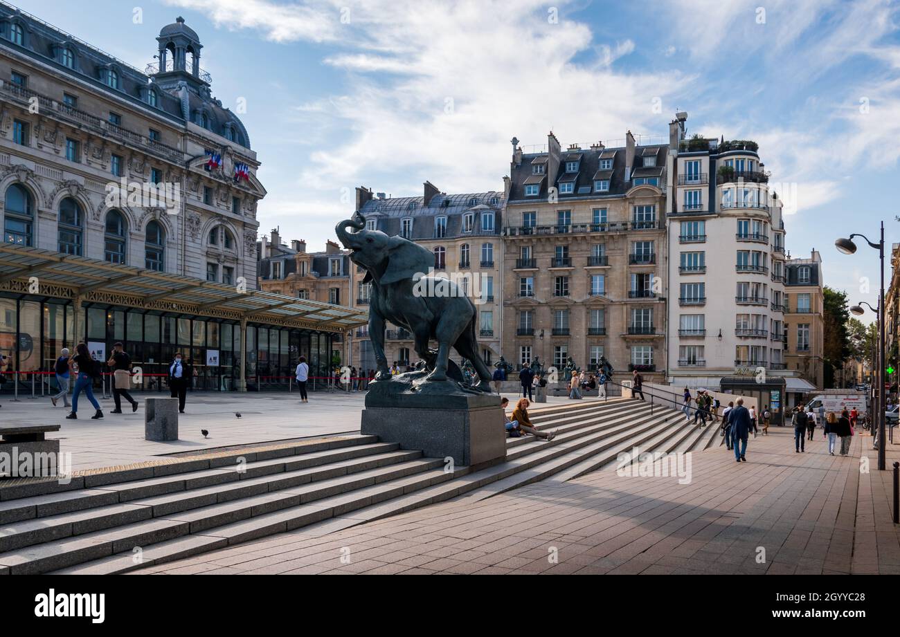 Der Eingang des Musée d'Orsay Stockfoto