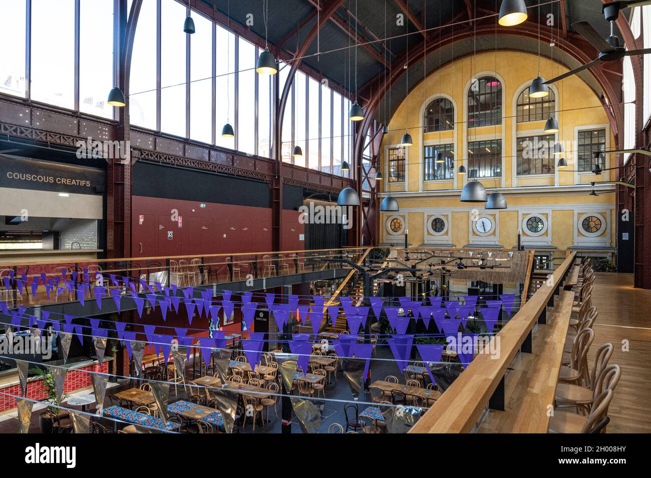 Der ehemalige Bahnhof Gare du Sud wurde in Nizza, Frankreich, zu einem Food Court umgebaut Stockfoto