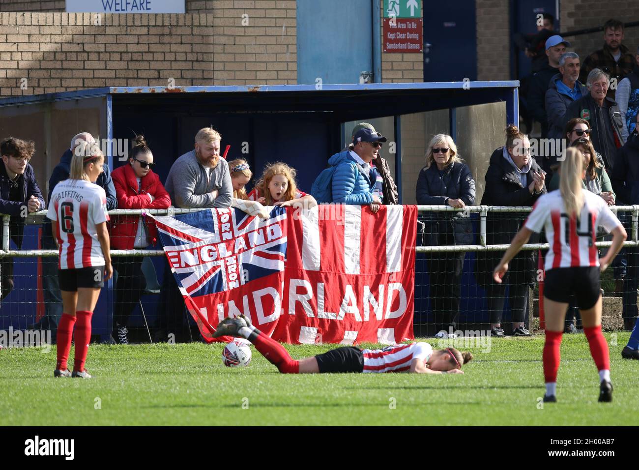 HETTON, GROSSBRITANNIEN. 10. OKTOBER Gesamtansicht während des FA Women's Championship Matches zwischen Sunderland und dem Durham Women FC in Eppleton CW, Hetton am Sonntag, 10. Oktober 2021. (Kredit: Will Matthews | MI News) Kredit: MI News & Sport /Alamy Live News Stockfoto