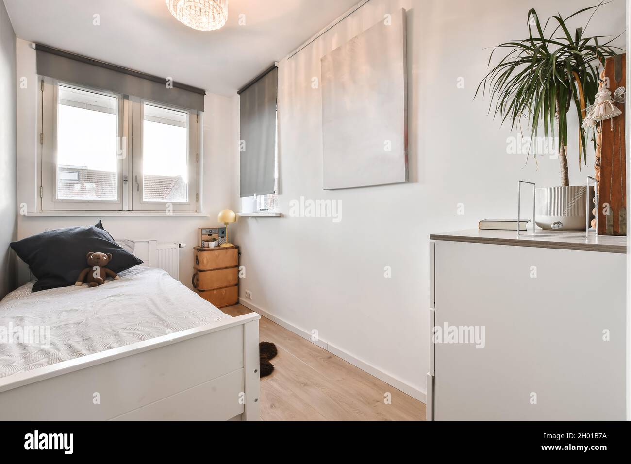 Ein schönes Schlafzimmer mit einem modernen Interieur Stockfoto