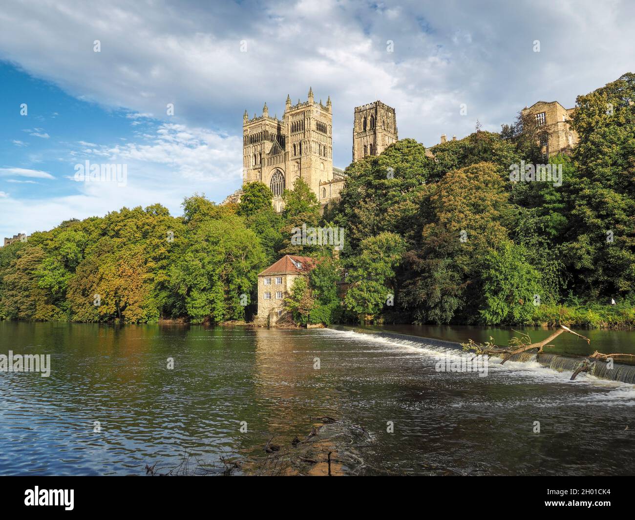 Blick auf die Kathedrale von Durham, das Stadtzentrum von Durham, England Stockfoto