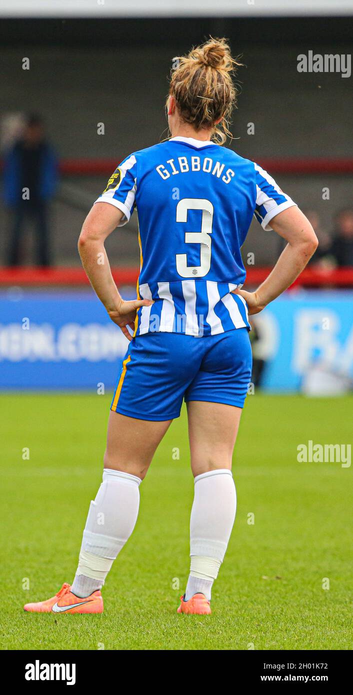Crawley, Großbritannien. Dezember 2019. Felicity Gibbons (3 Brighton) während des Super League-Spiels der Frauen zwischen Brighton & Hove Albion und Tottenham Hotspur im People's Pension Stadium in Crawley. Kredit: SPP Sport Pressefoto. /Alamy Live News Stockfoto