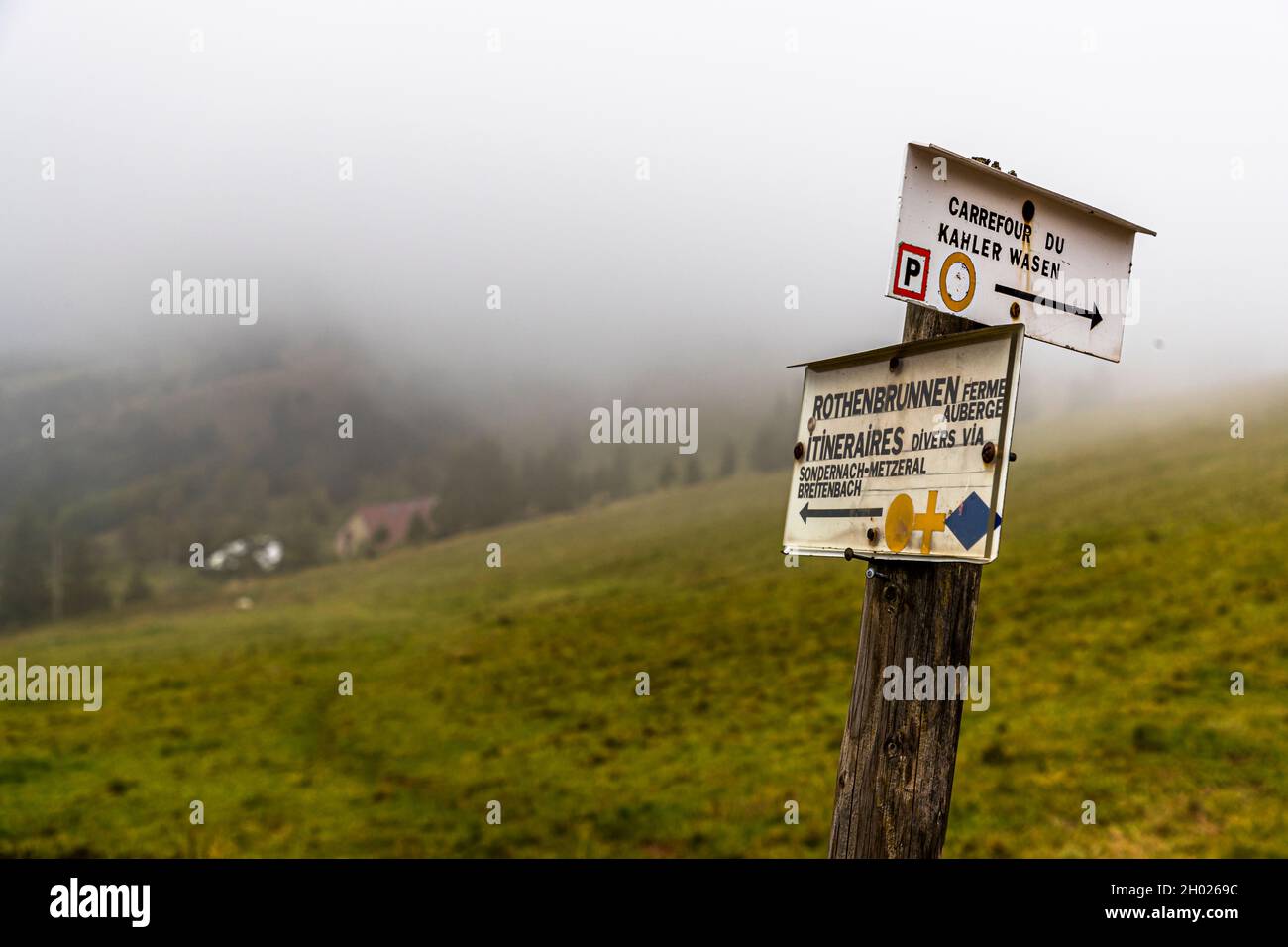 Wanderschild in den Vogesen bei Sondernach, Frankreich Stockfoto