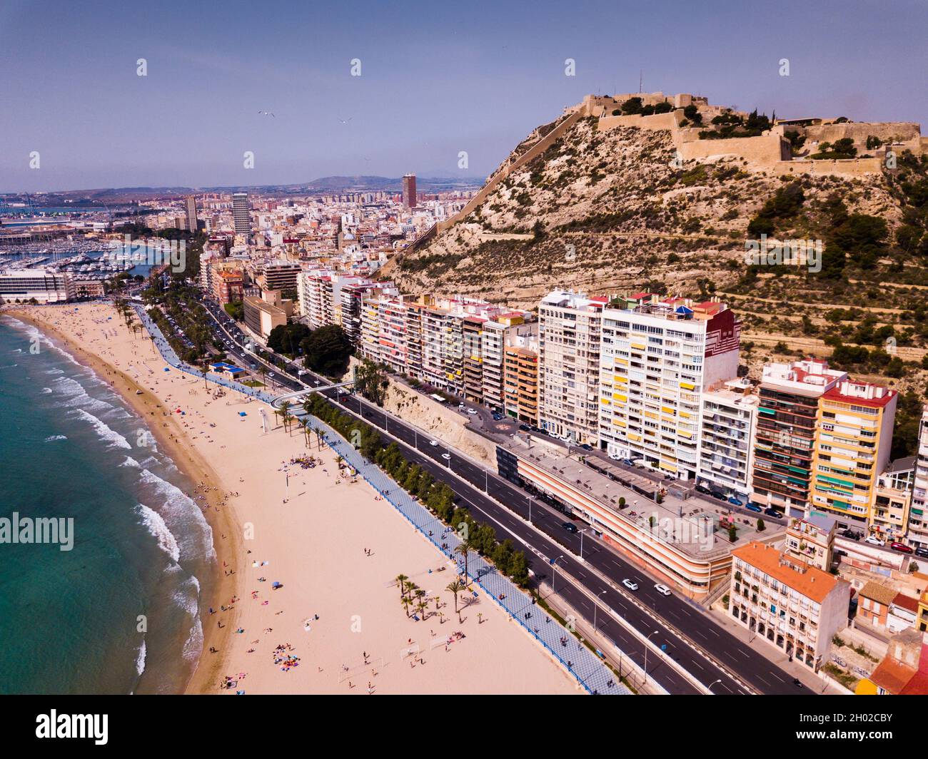 Luftaufnahme von Alicante mit Schloss Stockfoto