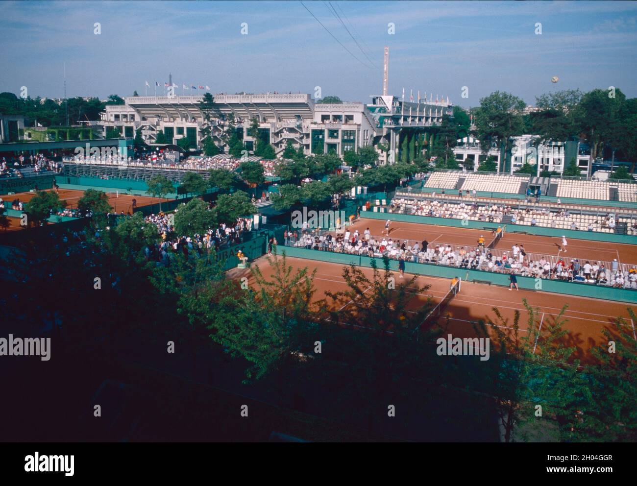 Blick auf die Tennisplätze, Roland Garros, Frankreich 2001 Stockfoto