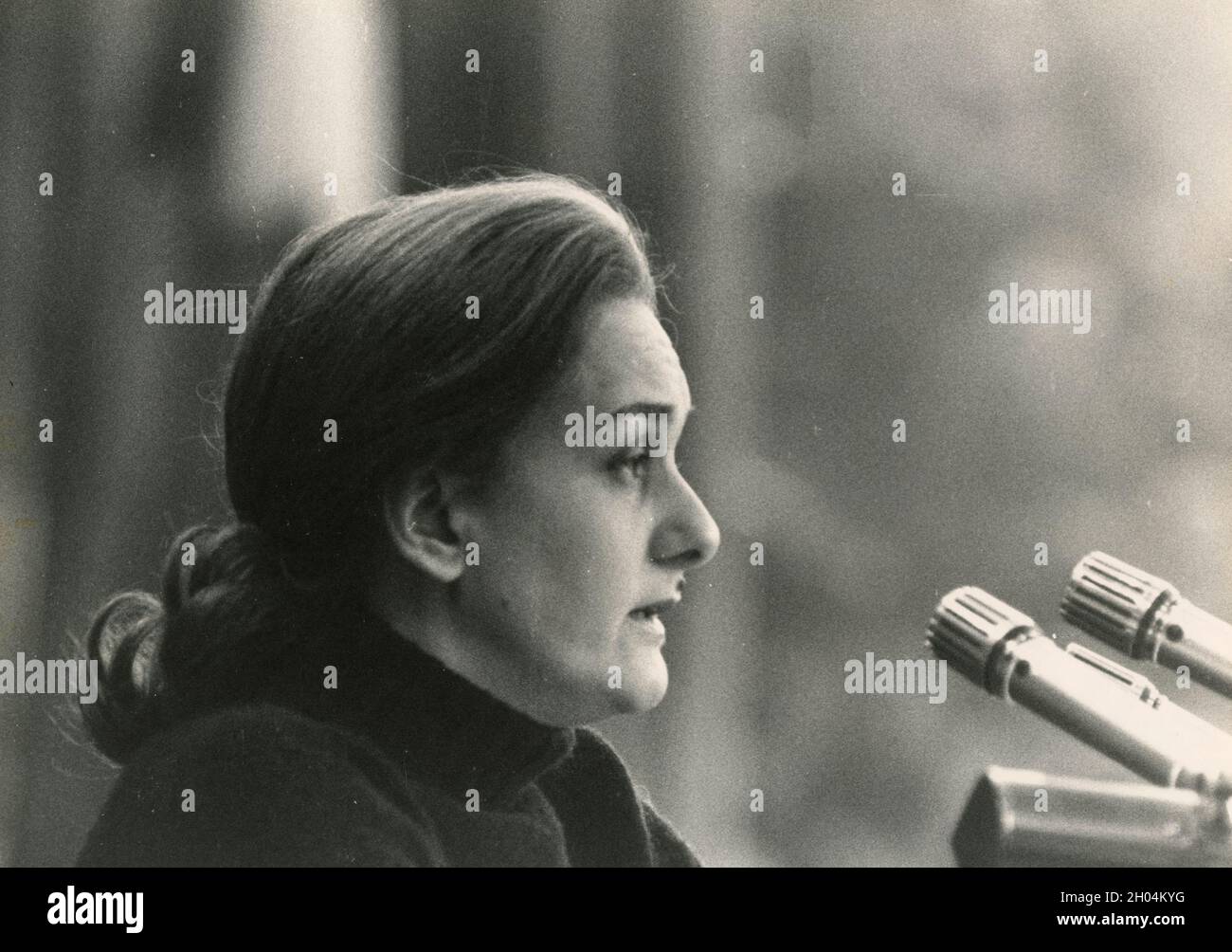 Die italienische Politikerin und Journalistin Rossana Rossana beim Parteitag der Kommunistischen Partei in Bologna, Italien 1968 Stockfoto