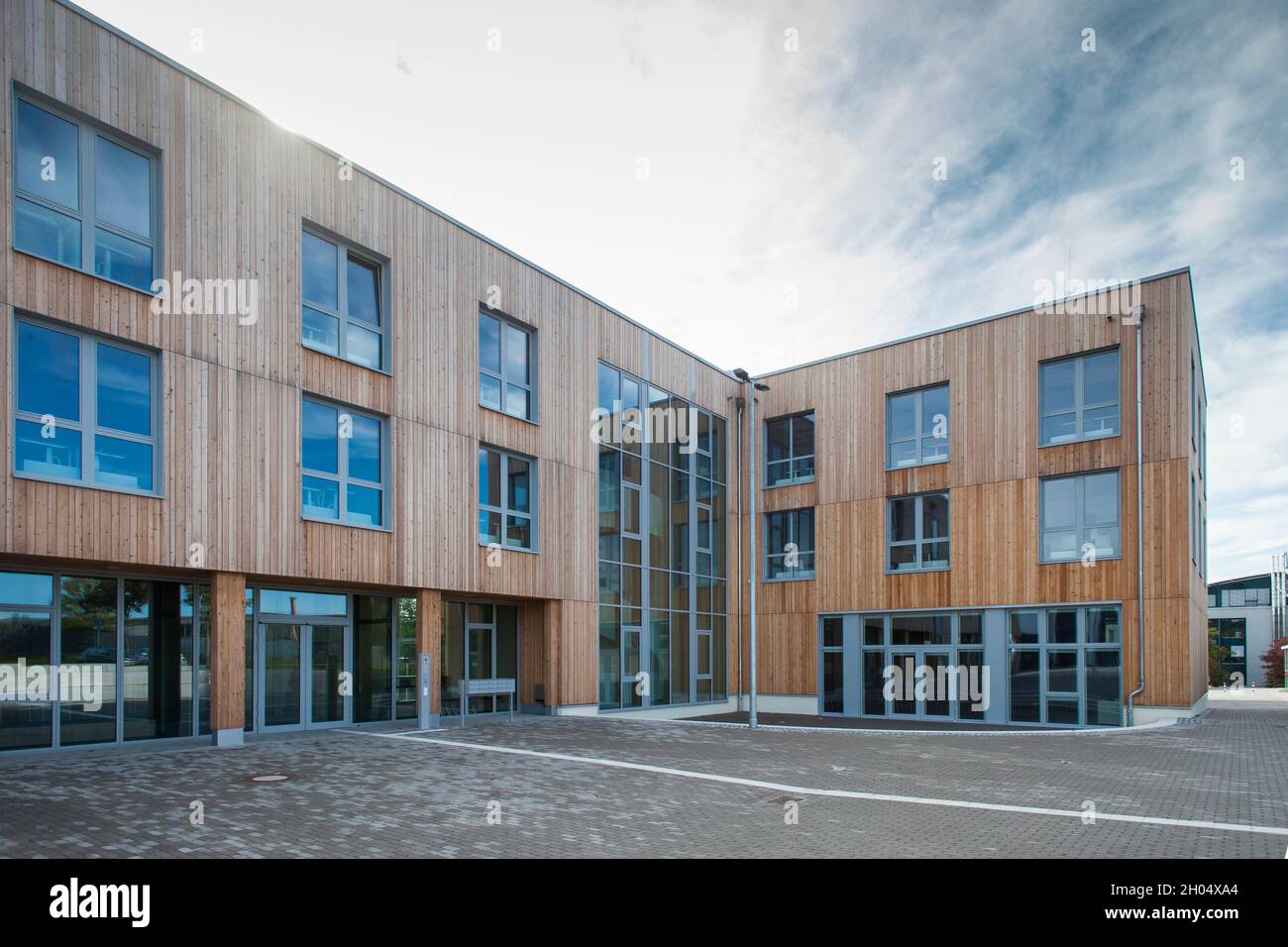 Der Erweiterungsbau 'Zukunftsraum' der Privatuniversität Witten Herdecke im nachhaltigen Holzbau, Witten, Nordrhein-Westfalen, Ge Stockfoto
