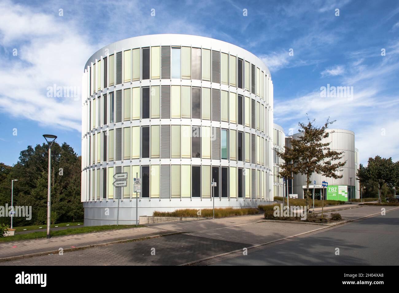 Das Zentrum für zahnärztliche und biowissenschaftliche Forschung Witten (ZBZ), Witten, Nordrhein-Westfalen, Deutschland. Zahnmedizinisch-Biowissenschaftliches Forschung Stockfoto