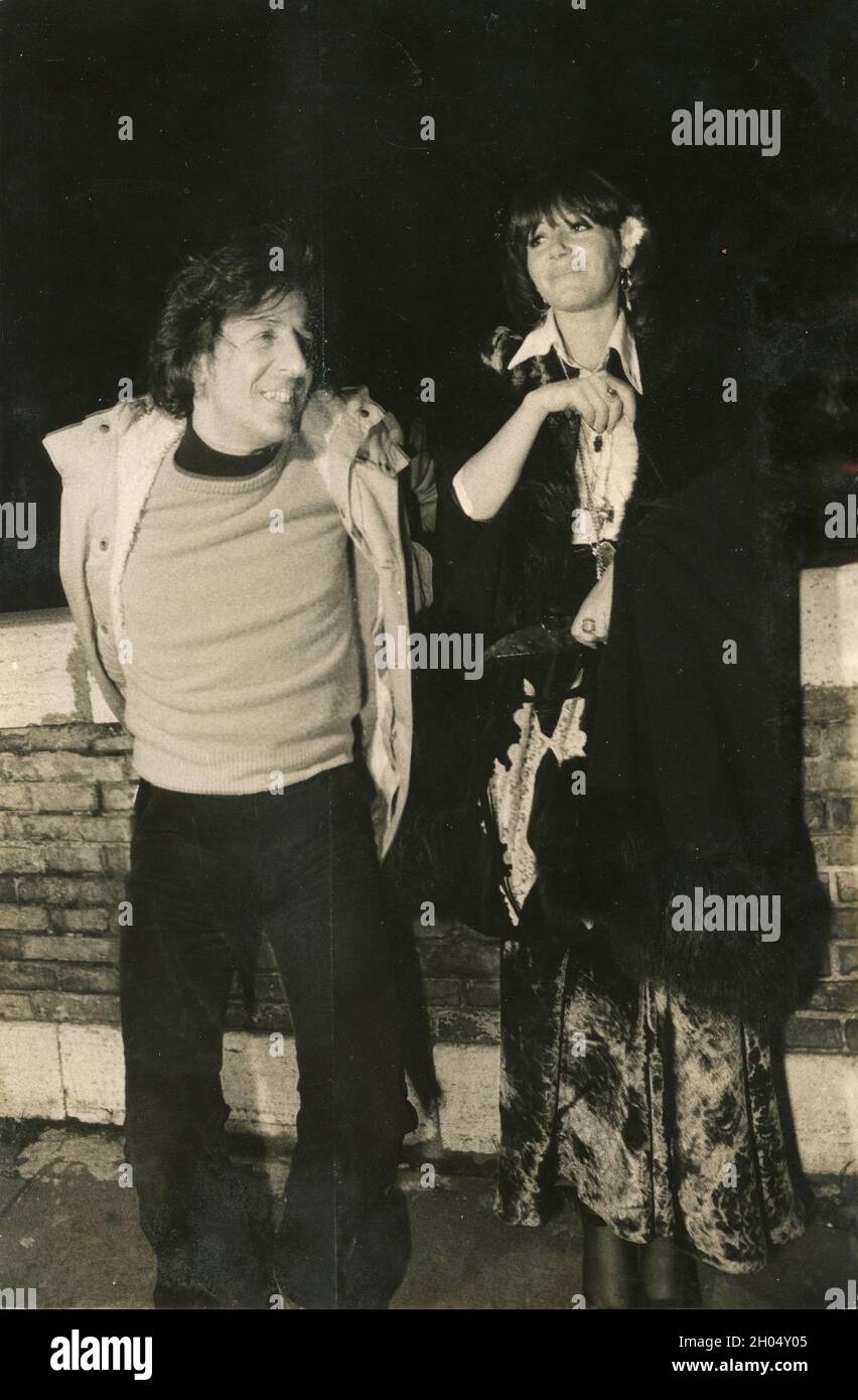 Die italienischen Sänger Giorgio Gaber und Ombretta Colli, 70er Jahre Stockfoto