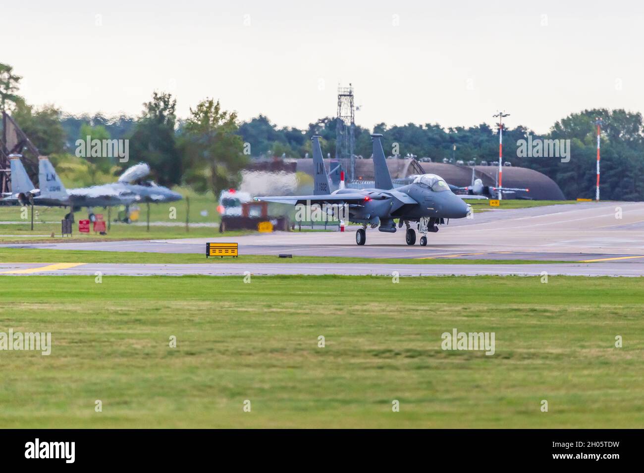 USAF F15 Strike Eagle Tactical Fighter bei RAF(USAF) Lakenheath in Suffolk, England, UK Stockfoto USAF F15 Strike Eagle Tactical Fighter bei RAF(USAF) Lakenheath in Suffolk, England, UK Stockfoto