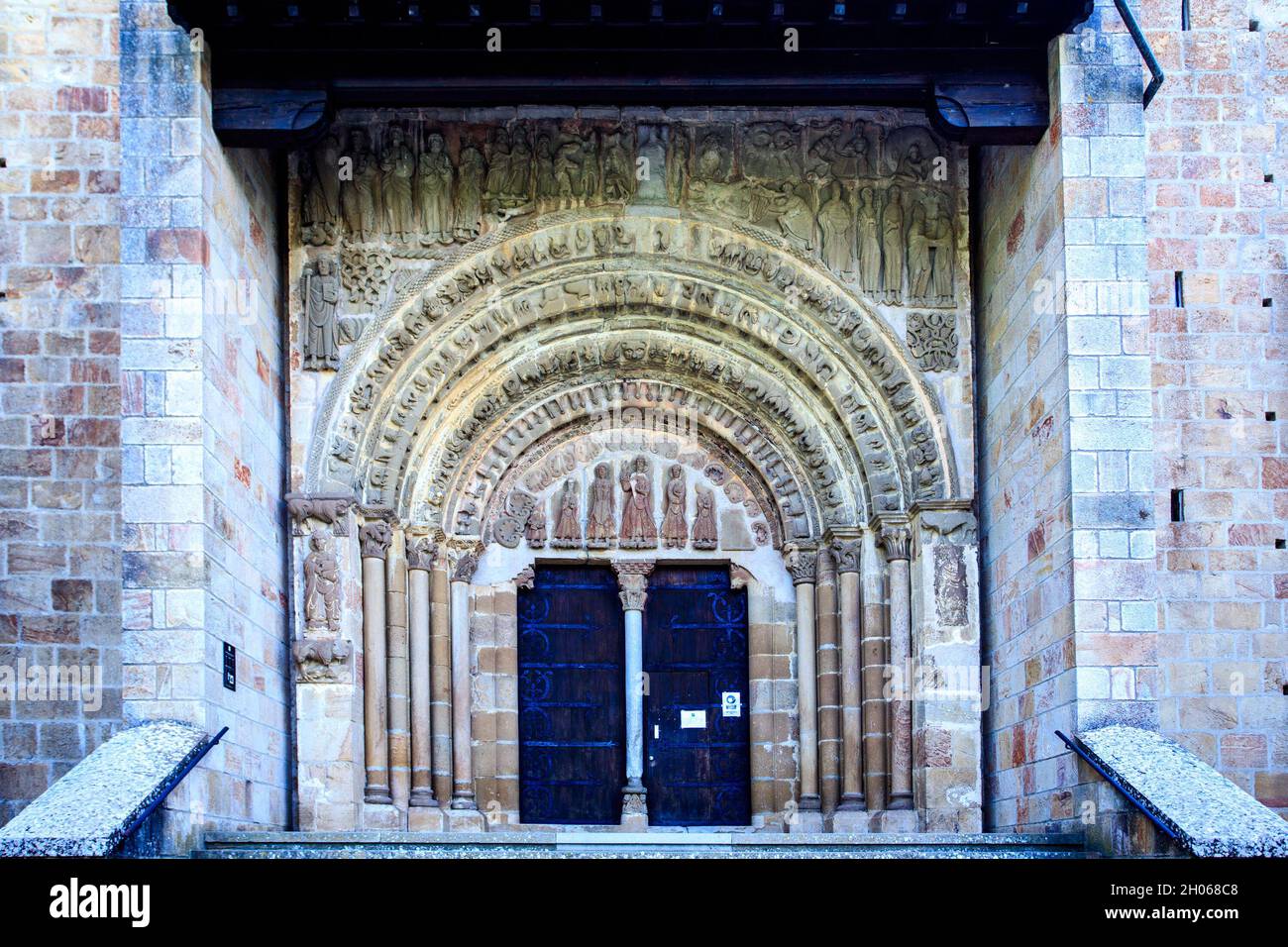 Das romanische Kloster Leyre San Salvador, Navarra. Spanien Stockfoto