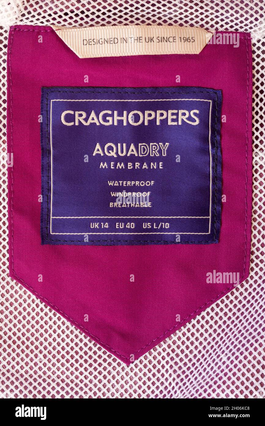 Aquadry Membran wasserdicht winddicht atmungsaktiv in Großbritannien seit 1965 entwickelt - Label auf Craghoppers Jacke Stockfoto