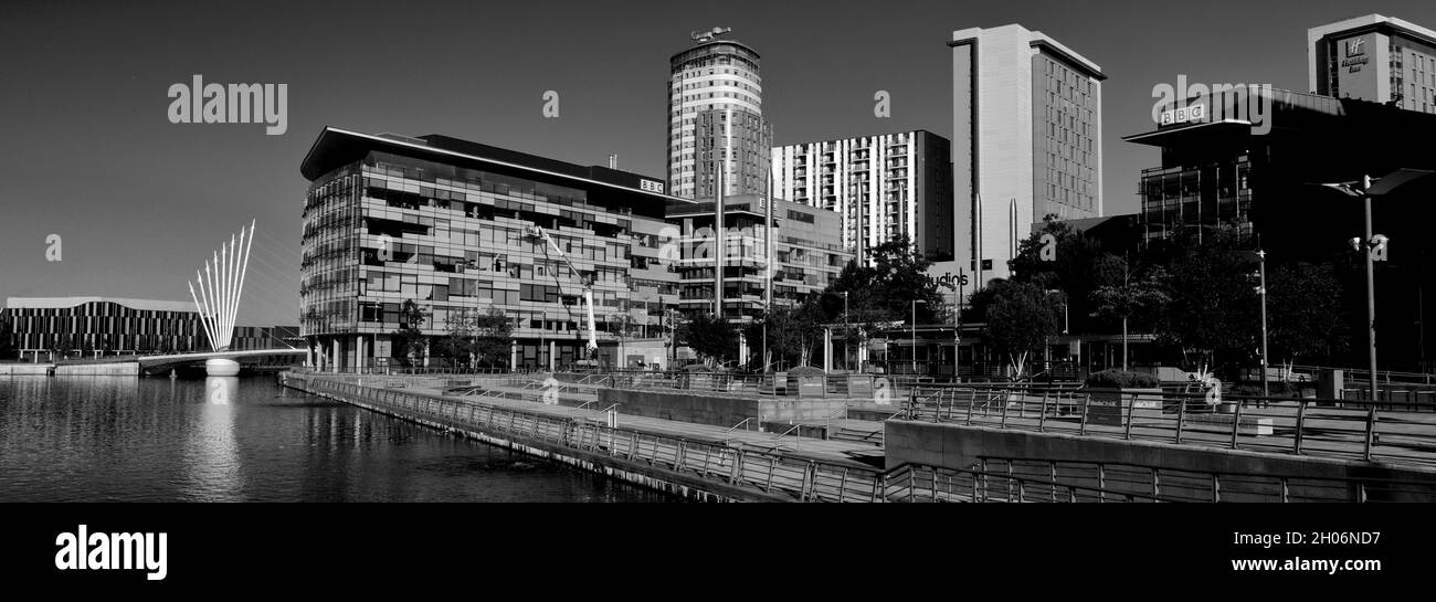 Blick über die Media City, Salford Quays, Manchester, Lancashire, England, VEREINIGTES KÖNIGREICH Stockfoto