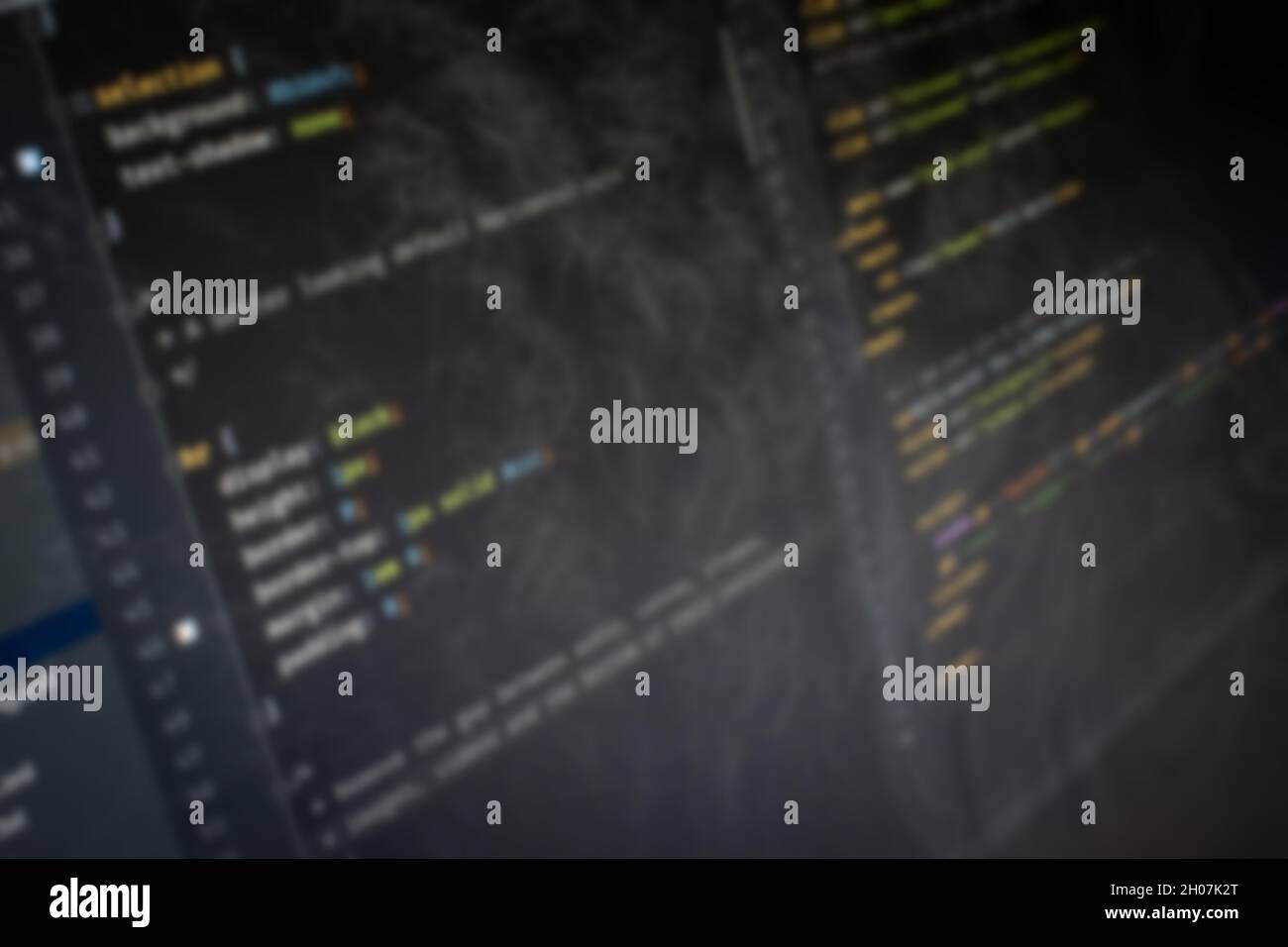 CSS Hallo Welt Code auf dem Bildschirm verschwommen Hintergrundbild Stockfoto