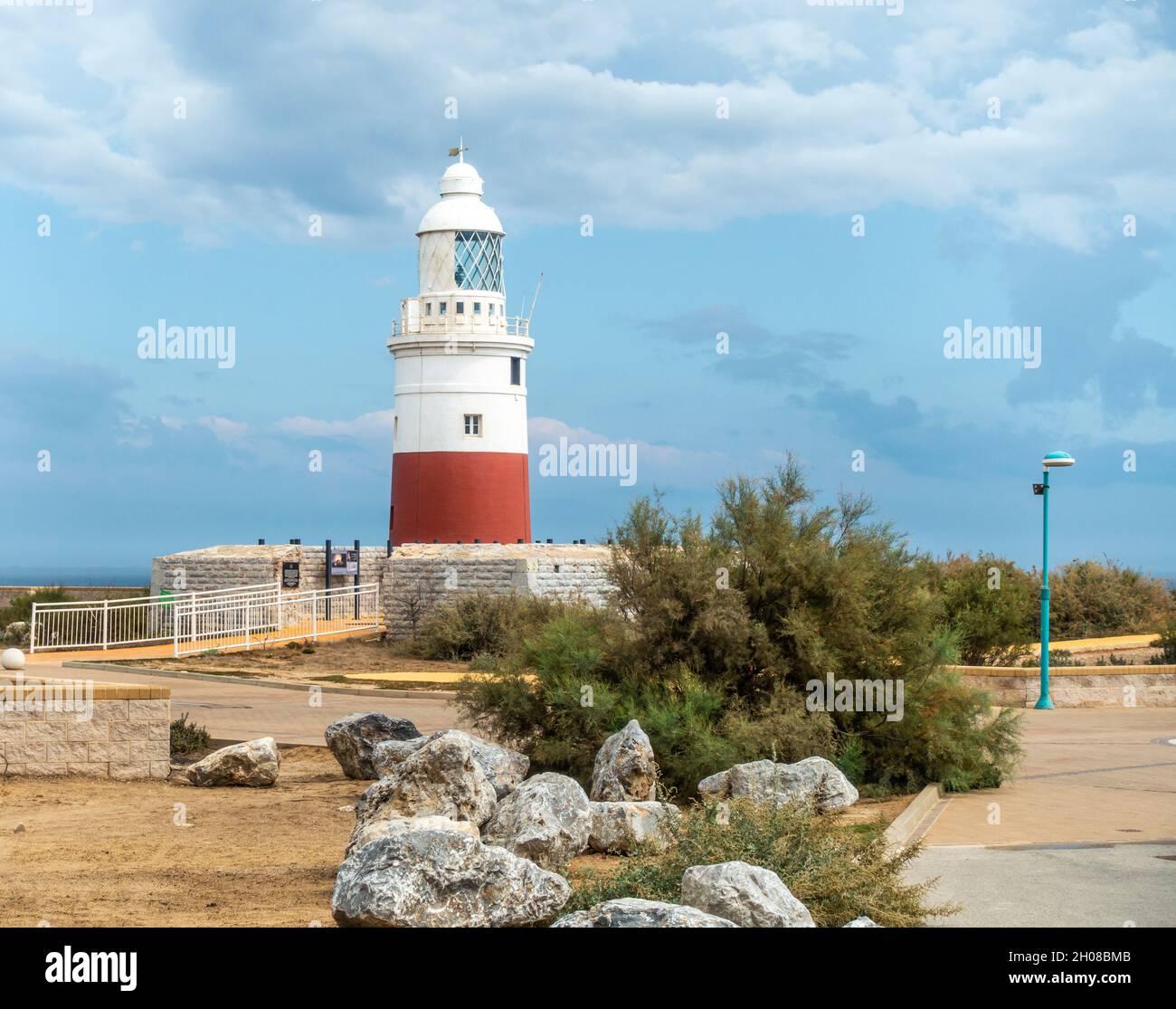 Europa Point Leuchtturm am südlichen Punkt von Gibraltar. Es wurde 1841 erbaut und wird vom Trinity House geführt. Es wurde 2016 renoviert und läuft nun weiter Stockfoto