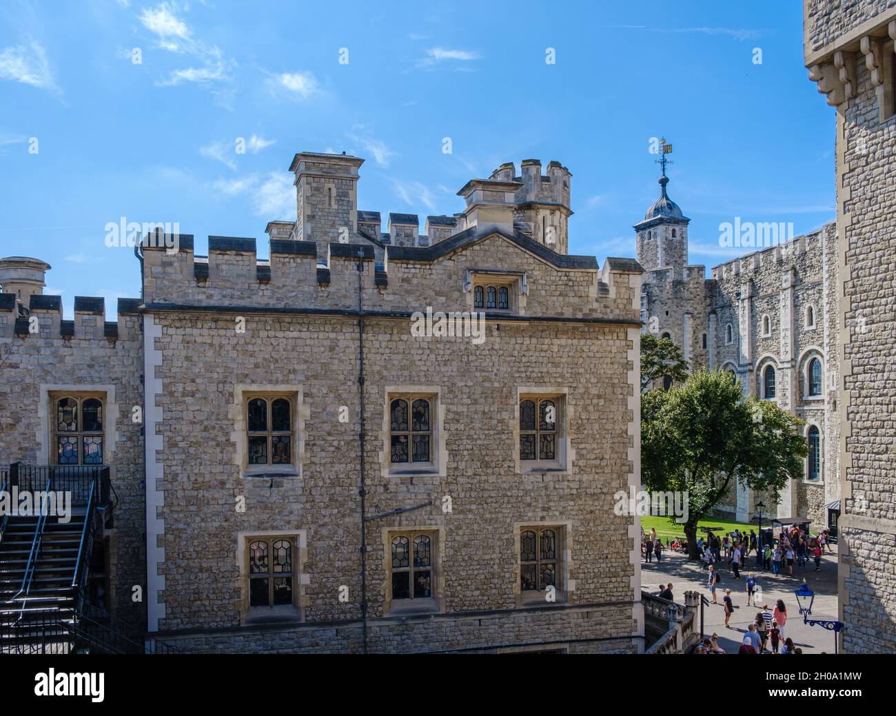 Das Hauptquartier von Fusiliers am Tower of London beherbergt das Regimental-Hauptquartier, das Offiziersgeflechel und ein Museum, das für die Öffentlichkeit zugänglich ist. Stockfoto
