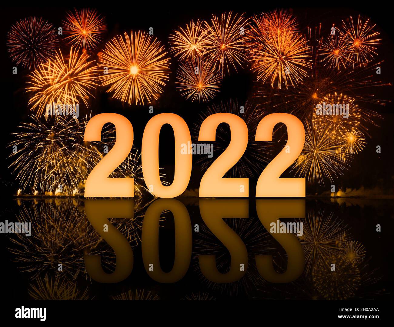 Orange 2022 frohes neues Jahr Feuerwerk Stockfoto