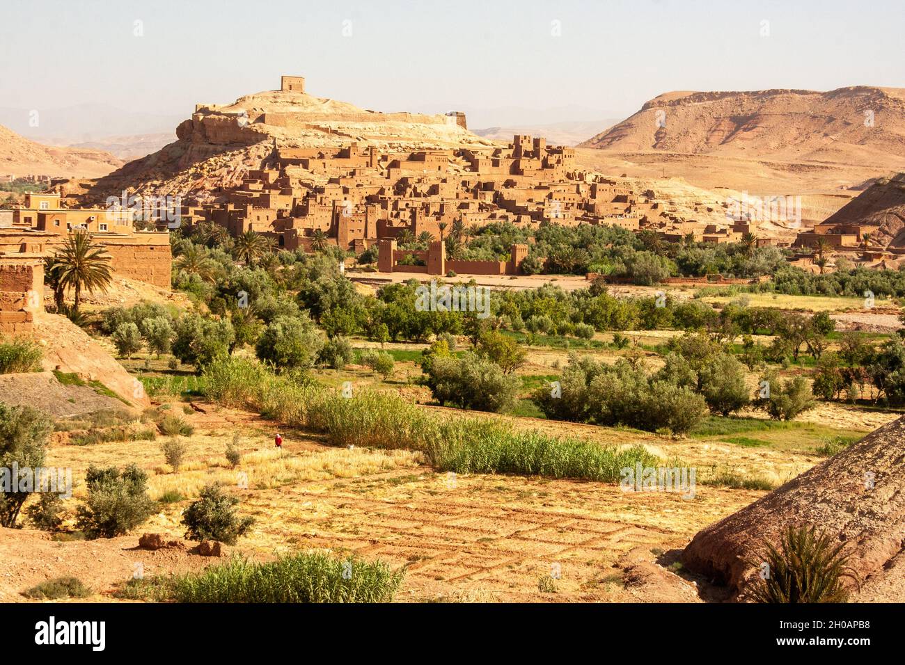 Landschaft und Landschaft in der Nähe der Stadt Asni ist eine kleine Stadt in den Ausläufern des Hohen Atlas in der Nähe von Marrakesch, Marokko. Stockfoto