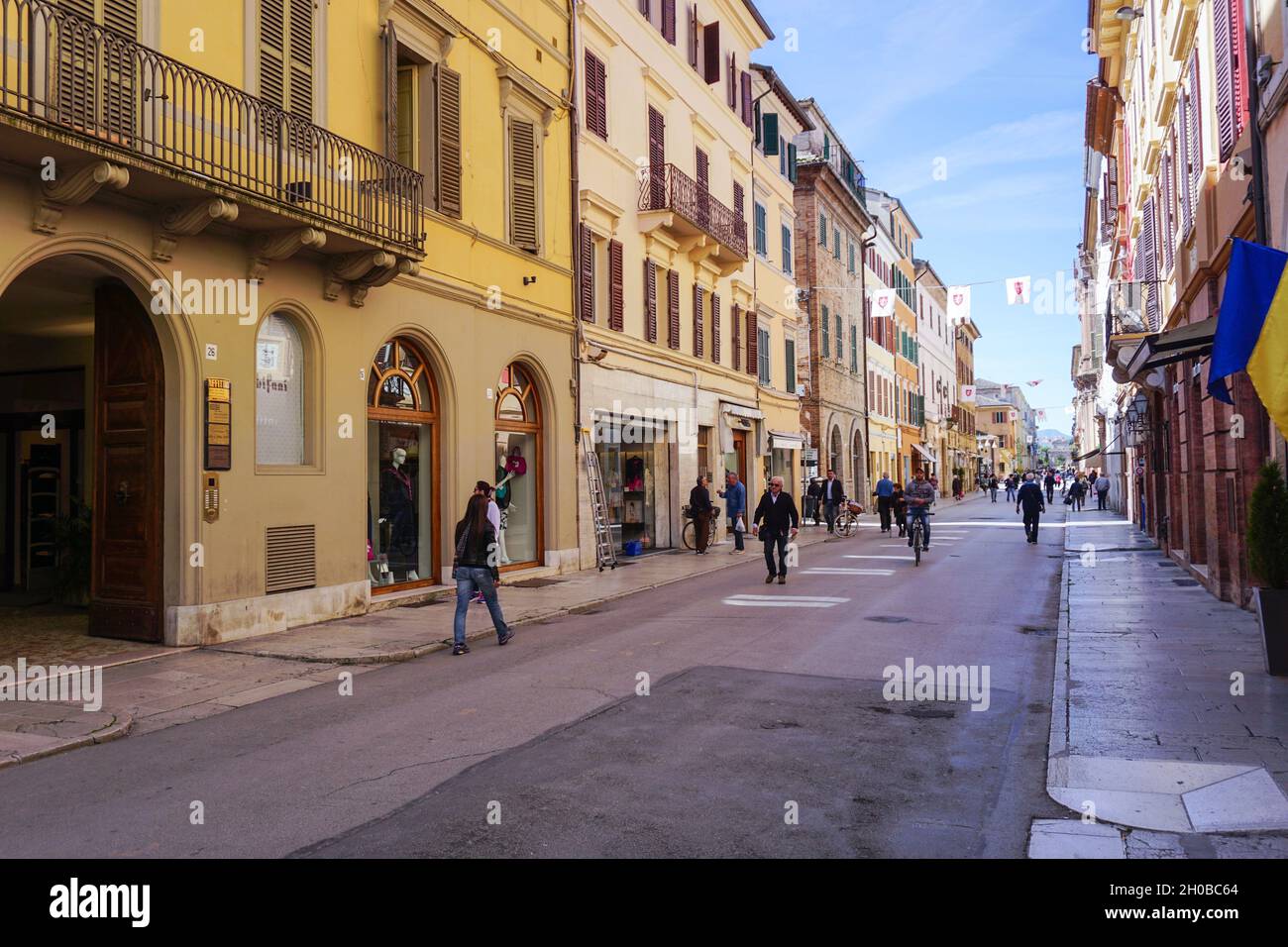 Corso Giacomo Matteotti, Menschen, Jesi, Marken, Italien, Europa Stockfoto