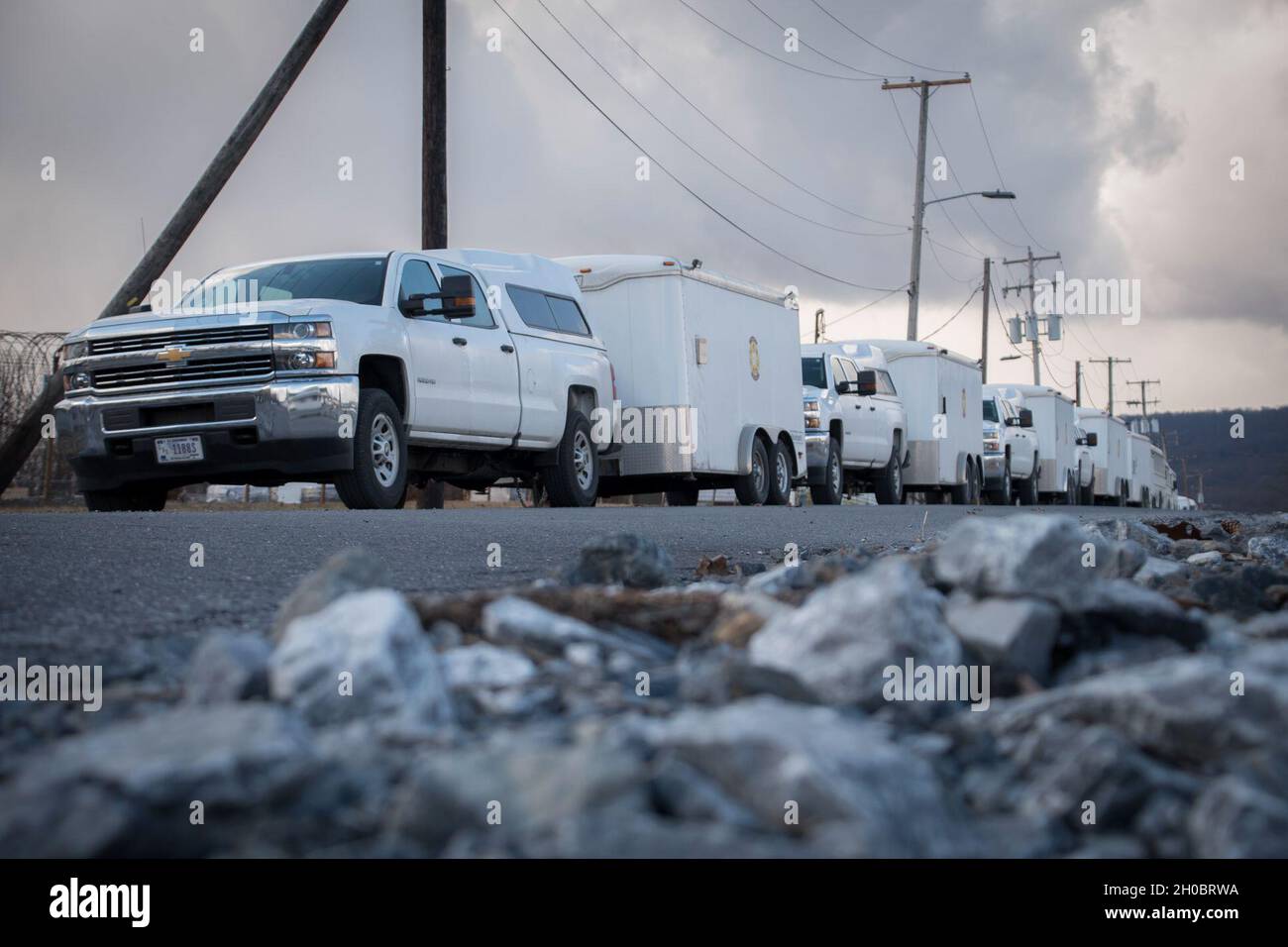 Fahrzeuge der Ohio Homeland Response Force (HRF) werden in der Nähe von Washington, D.C. zur Unterstützung der 59. Amtseinführung des Präsidenten am 20. Januar 2021 eingesetzt. Die HRF ist eine Einheit der Ohio National Guard, die sich darauf spezialisiert hat, Menschenleben zu retten und menschliches Leid während eines natürlichen, von Menschen geschafften oder terroristischen Vorfalls in den Vereinigten Staaten zu reduzieren, indem sie Such- und Extraktionsleistungen, Dekontamination sowie Unterstützung bei der Kontrolle und Kontrolle bereitstellt. Stockfoto