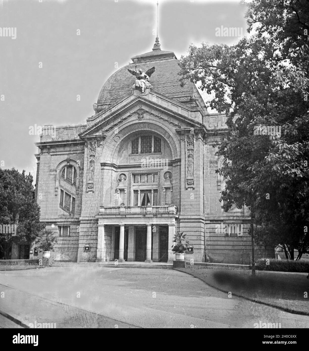 Das Theater in Gera, großes Haus, Deutschland 1930er Jahre. Gera Theater (Großes Haus), Deutschland 1930. Stockfoto