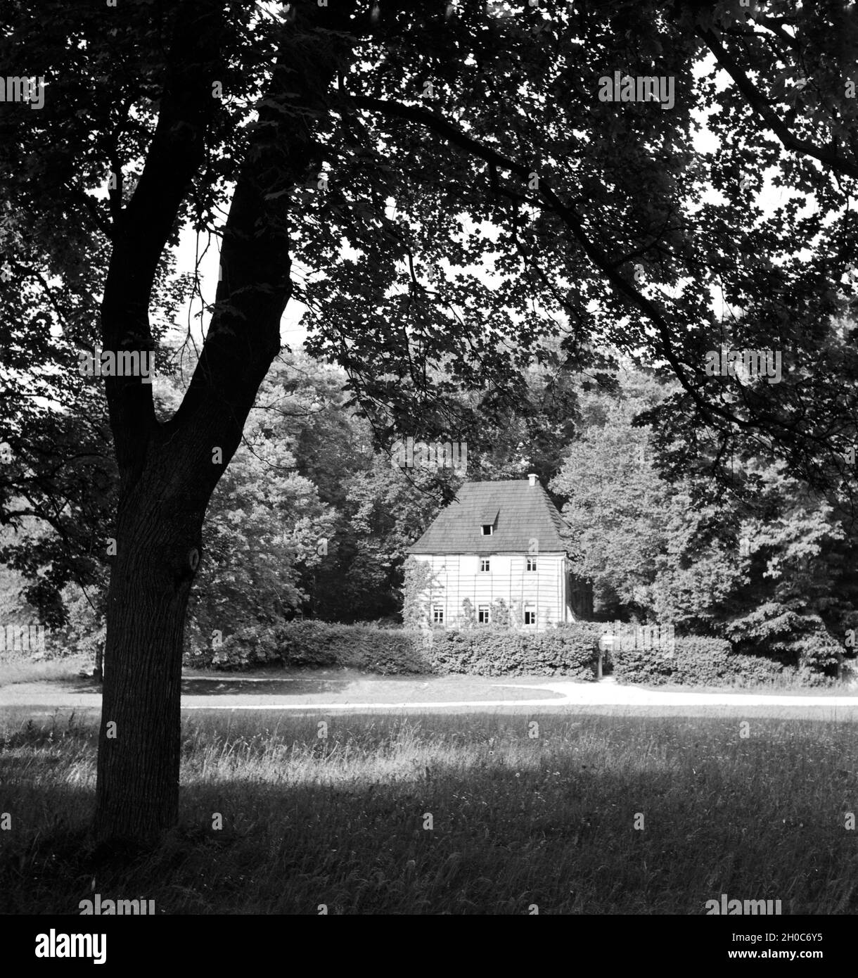 Das Gartenhaus des deutschen Dichters Johann Wolfgang von Goethe in Weimar, Deutschland 1930er Jahre. Der Garten Haus der Deutschen Dichter Johann Wolfgang von Goethe in Weimar, Deutschland 1930. Stockfoto